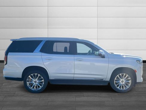 Used 2021 Cadillac Escalade Premium Luxury w/ Performance Package image 6