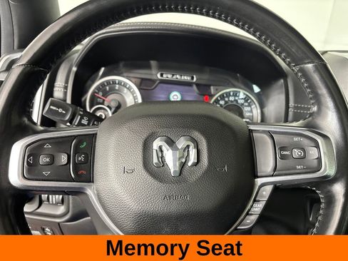 Used 2021 RAM 1500 Laramie AWD/4WD image 15