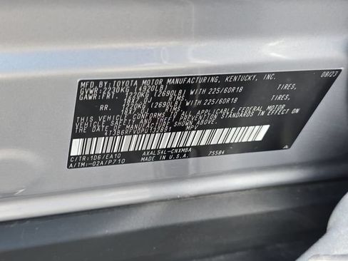 Used 2023 Toyota RAV4 XLE Premium AWD/4WD image 37