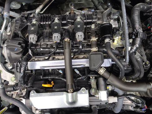 Used 2025 Nissan Versa S w/ S Plus Package image 30