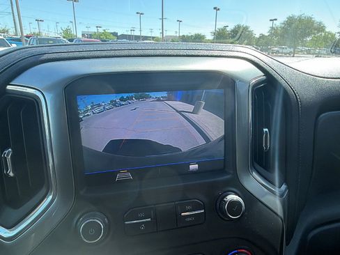 Used 2020 Chevrolet Silverado 1500 LT w/ Texas Edition RWD image 11