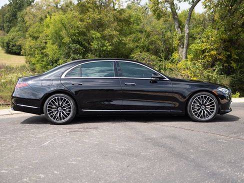 Used 2023 Mercedes-Benz S 580 4MATIC Sedan image 8