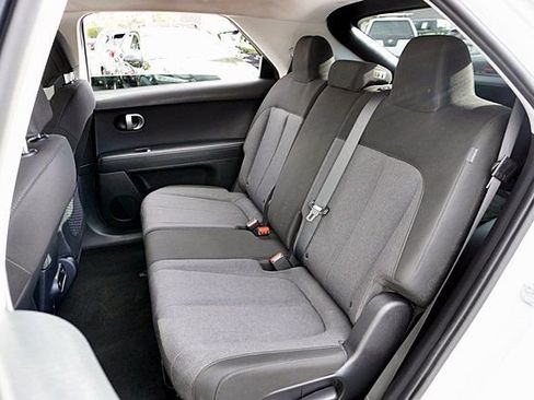 Certified 2024 Hyundai Ioniq 5 SEL RWD image 16