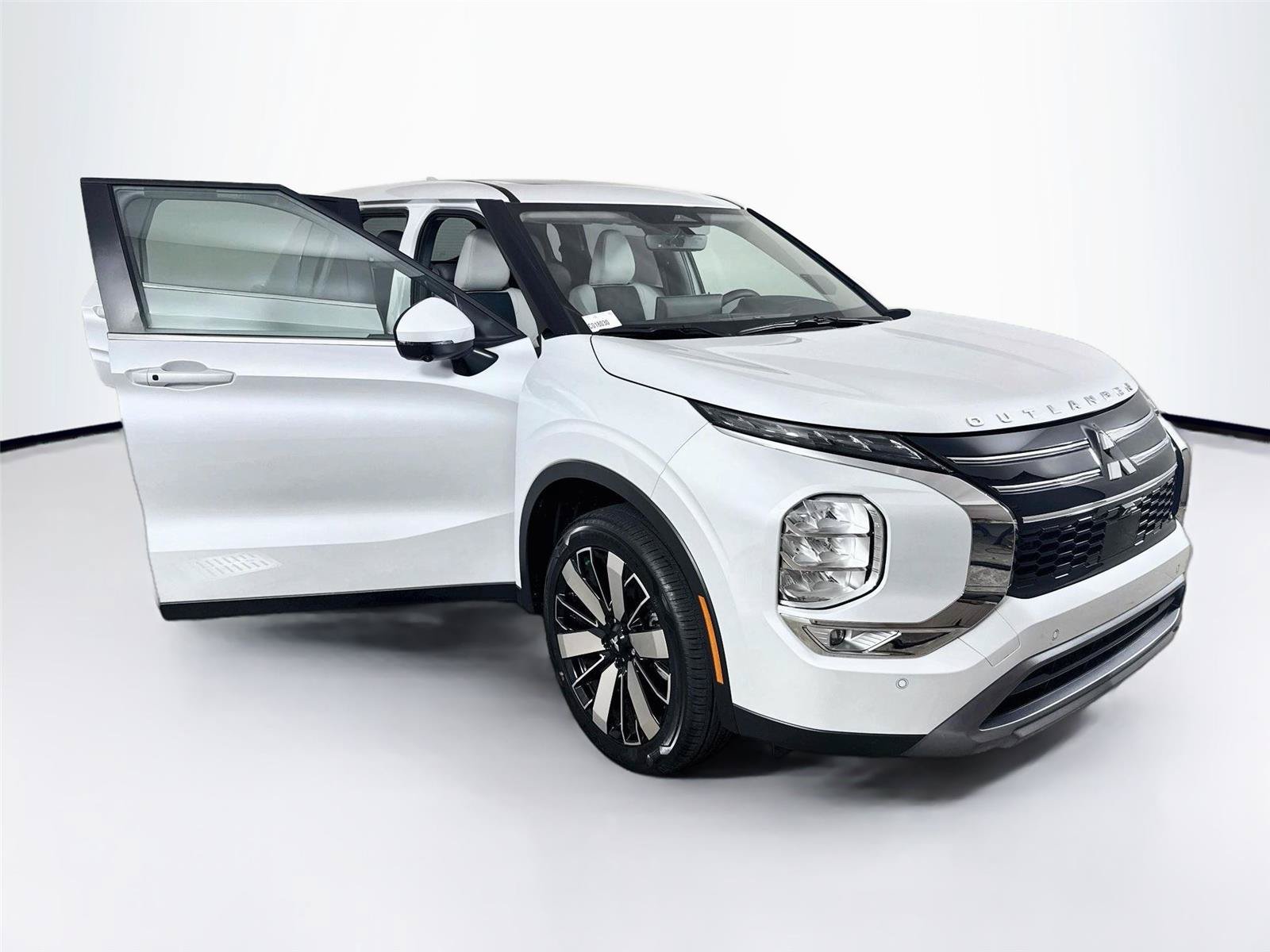 New 2026 Mitsubishi Outlander SE FWD image 31