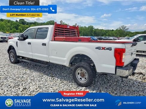Used 2017 Ford F250 XL w/ Power Equipment Group AWD/4WD image 3