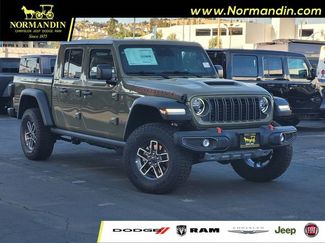 New 2026 Jeep Gladiator Mojave video 1