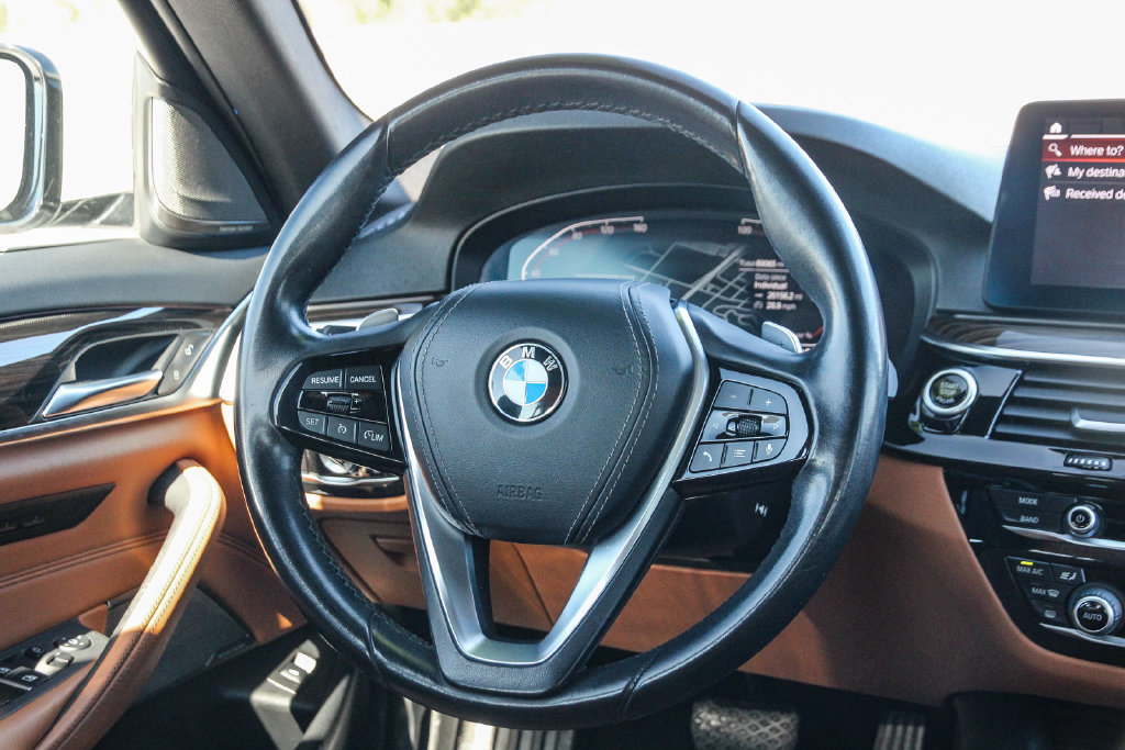 Used 2021 BMW 540i RWD image 15