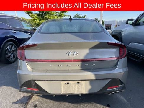 Used 2023 Hyundai Sonata SEL w/ Convenience Package FWD image 3