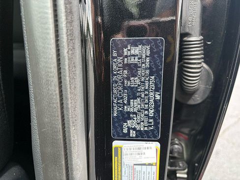 Used 2024 Kia Soul LX w/ Option Group 015 FWD image 15