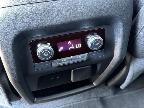 Used 2025 GMC Acadia Elevation image 16