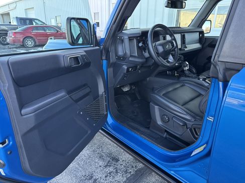 Certified 2025 Ford Bronco Badlands image 19