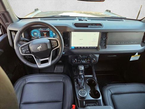 New 2025 Ford Bronco Big Bend image 11