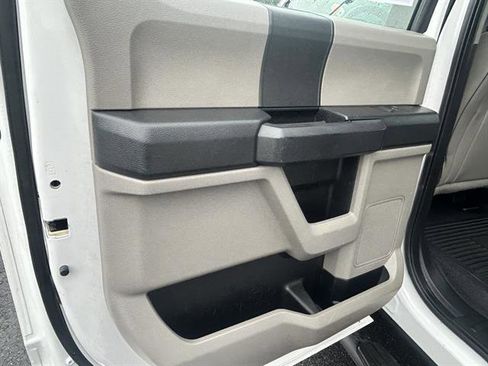 Used 2018 Ford F550 2WD Crew Cab Super Duty image 21