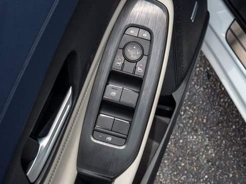 Used 2026 Nissan Sentra SL w/ Floor Mat Package FWD image 13
