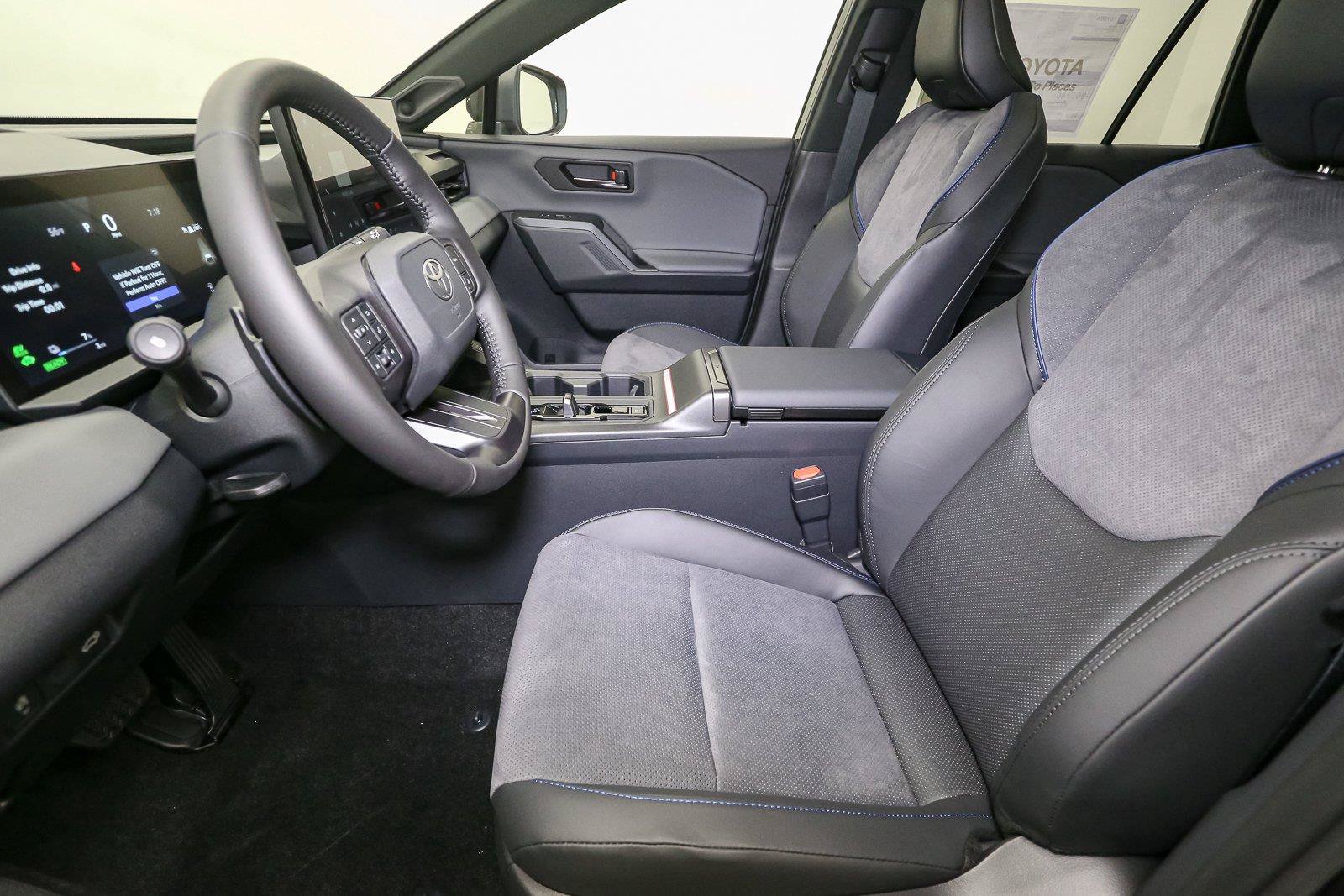 New 2026 Toyota RAV4 XSE w/ Panoramic Sun Roof Package AWD/4WD image 24