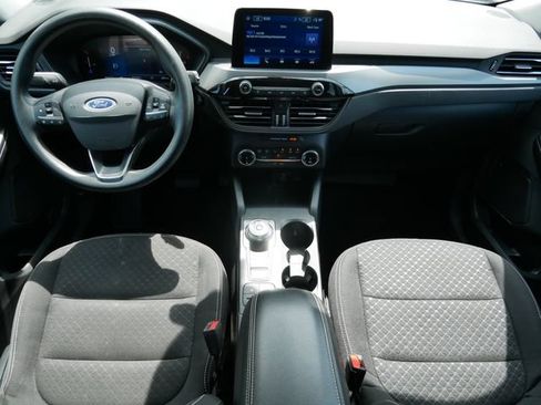 Used 2025 Ford Escape Active AWD/4WD image 13