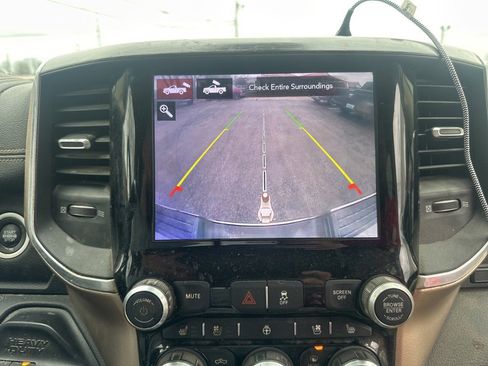 Used 2019 RAM 3500 Laramie image 11