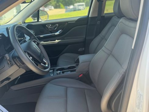 New 2024 Lincoln Corsair Grand Touring image 36