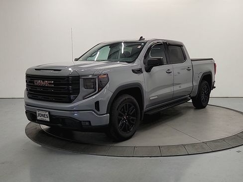 Used 2024 GMC Sierra 1500 Elevation AWD/4WD image 4