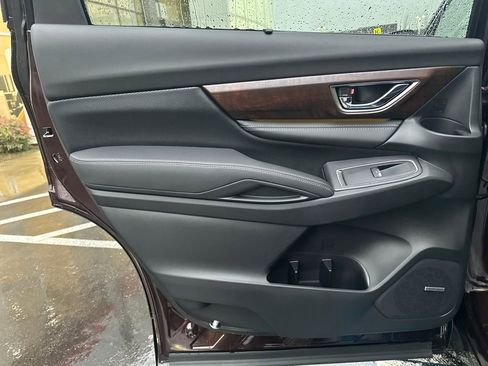 Used 2025 Subaru Ascent Touring image 13