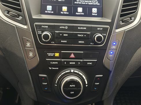 Used 2018 Hyundai Santa Fe Sport 2.0T FWD image 30