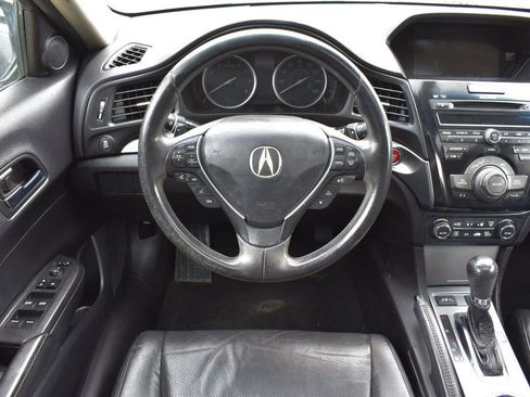 Used 2013 Acura ILX w/ Technology Package FWD image 25