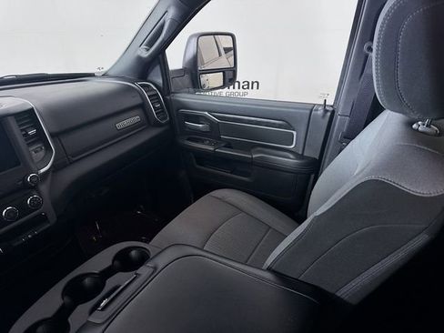 Used 2024 RAM 2500 Big Horn w/ Bed Utility Group image 21