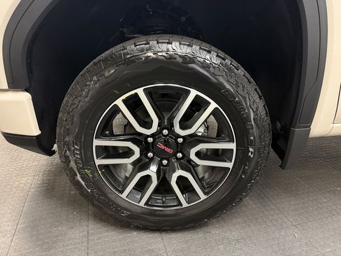 New 2026 GMC Sierra 1500 AT4 image 10
