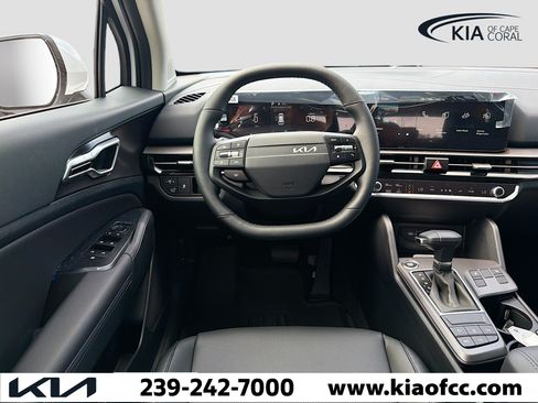New 2026 Kia Sportage EX FWD image 16