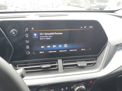 Certified 2024 Chevrolet Trax LT w/ Driver Confidence Package image 26