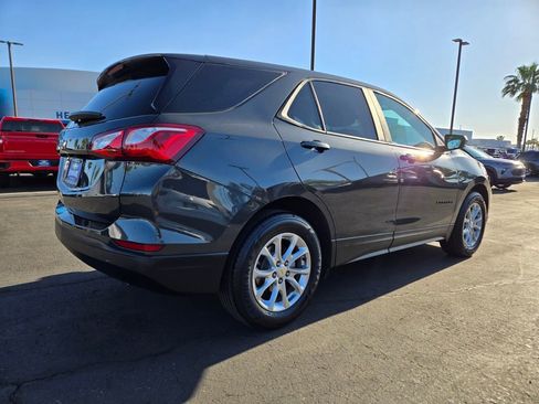 Used 2021 Chevrolet Equinox LS w/ LPO, Blackout Package FWD image 6