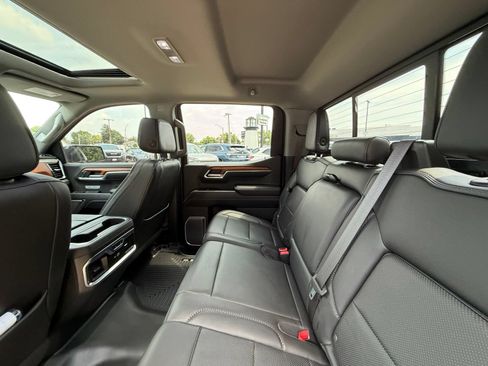 Used 2022 GMC Sierra 1500 Denali AWD/4WD image 5