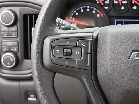 Used 2025 Chevrolet Silverado 1500 Custom Trail Boss w/ Turbomax Blackout Package AWD/4WD image 16