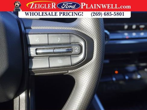 Used 2024 Chevrolet Colorado Trail Boss image 19