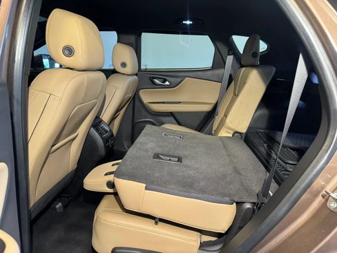 Used 2019 Chevrolet Blazer Premier AWD/4WD image 25
