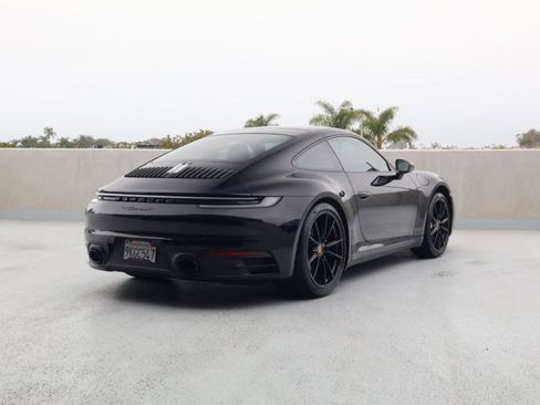 Certified 2024 Porsche 911 Carrera T RWD image 9