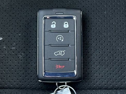 New 2026 Jeep Grand Cherokee Altitude image 19