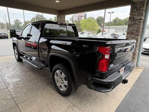 Used 2022 Chevrolet Silverado 2500 LTZ w/ Z71 Chrome Sport Edition AWD/4WD image 8