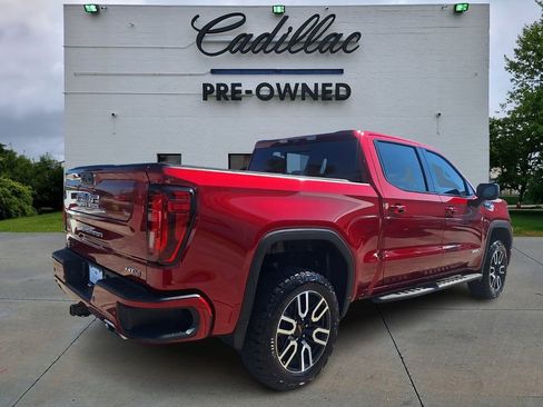 Used 2024 GMC Sierra 1500 AT4 w/ Technology Package image 3