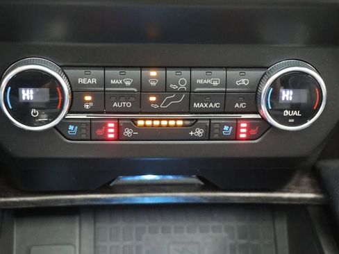 Used 2019 Ford Expedition Max Limited w/ Equipment Group 301A image 24