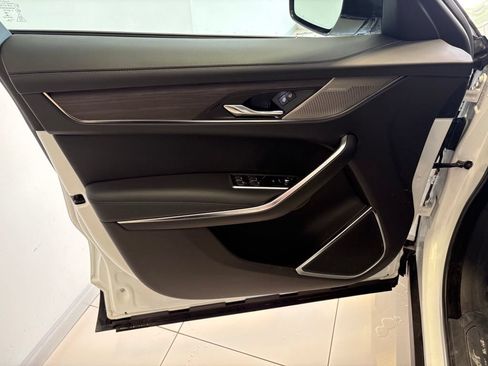Used 2022 Jaguar F-PACE S AWD/4WD image 35