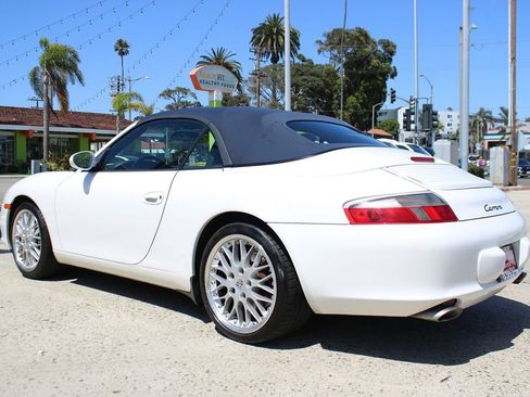 Used 2002 Porsche 911 Cabriolet image 11