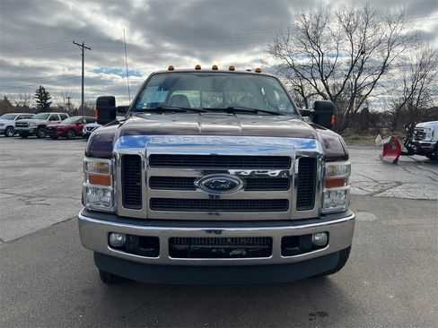 Used 2010 Ford F350 Lariat image 34