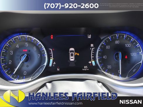 Used 2023 Chrysler Pacifica Touring-L FWD image 31