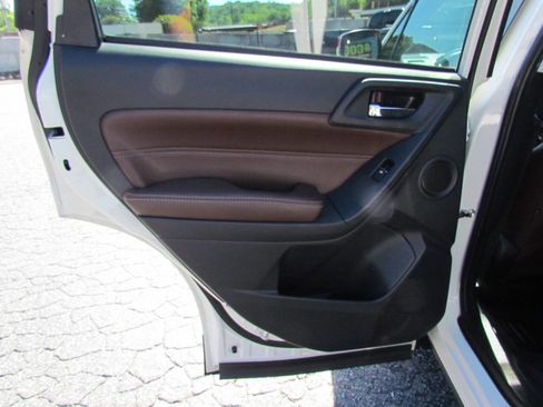 Used 2018 Subaru Forester 2.5i Touring w/ Popular Package #2 AWD/4WD image 13