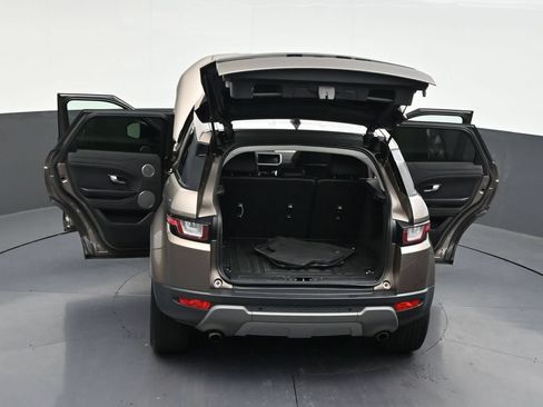 Used 2017 Land Rover Range Rover Evoque SE AWD/4WD image 34