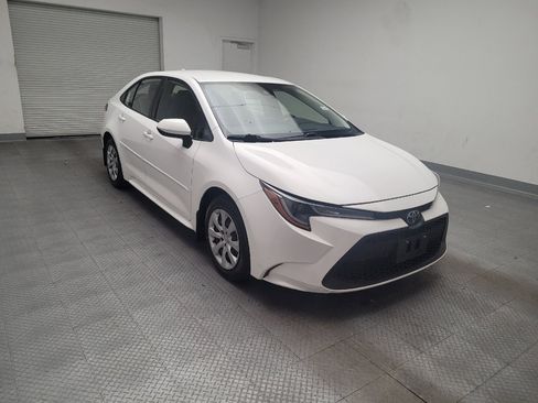 Used 2022 Toyota Corolla LE image 13