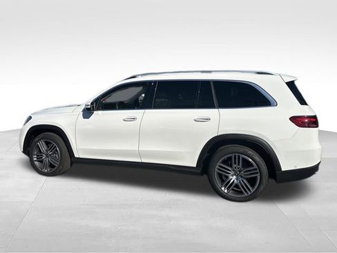 Certified 2025 Mercedes-Benz GLS 450 4MATIC image 3
