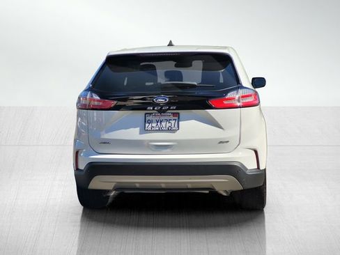 Certified 2024 Ford Edge SEL image 5