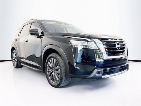 Used 2023 Nissan Pathfinder SL w/ SL Premium Package FWD image 37
